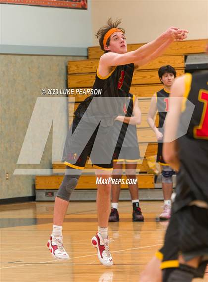 Thumbnail 1 in Jesuit @ Cosumnes Oaks photogallery.