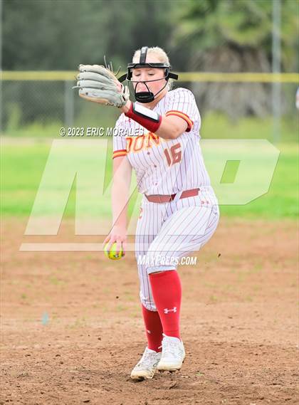 Thumbnail 2 in Cathedral Catholic vs. Valhalla (Cougar Classic) photogallery.