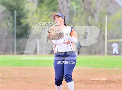Thumbnail 2 in Cathedral Catholic vs. Valhalla (Cougar Classic) photogallery.
