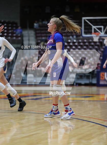 Thumbnail 1 in Richfield vs. Carbon (UHSAA 3A Quarterfinal) photogallery.