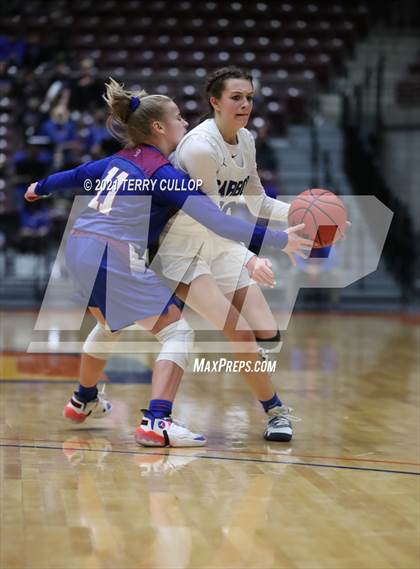 Thumbnail 2 in Richfield vs. Carbon (UHSAA 3A Quarterfinal) photogallery.