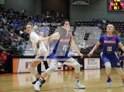 Thumbnail 2 in Richfield vs. Carbon (UHSAA 3A Quarterfinal) photogallery.