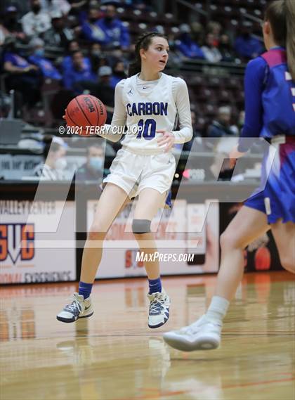 Thumbnail 2 in Richfield vs. Carbon (UHSAA 3A Quarterfinal) photogallery.