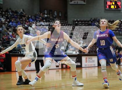 Thumbnail 3 in Richfield vs. Carbon (UHSAA 3A Quarterfinal) photogallery.