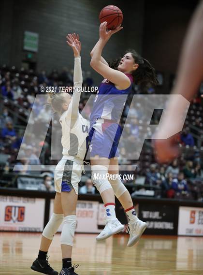Thumbnail 3 in Richfield vs. Carbon (UHSAA 3A Quarterfinal) photogallery.