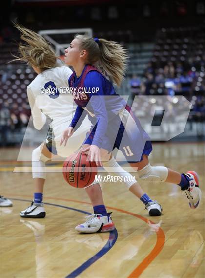 Thumbnail 3 in Richfield vs. Carbon (UHSAA 3A Quarterfinal) photogallery.