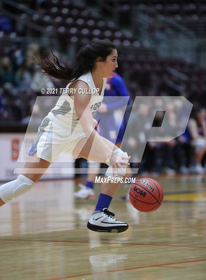 Thumbnail 2 in Richfield vs. Carbon (UHSAA 3A Quarterfinal) photogallery.