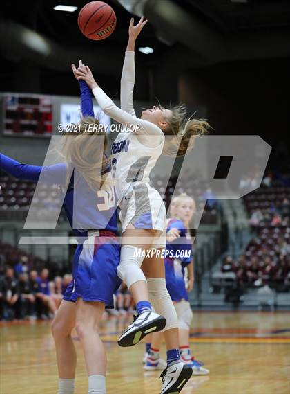 Thumbnail 3 in Richfield vs. Carbon (UHSAA 3A Quarterfinal) photogallery.