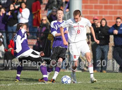 Thumbnail 1 in Port Jefferson vs. Maple Hill (NYSPHSAA Class C Final) photogallery.