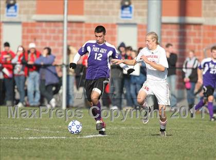Thumbnail 2 in Port Jefferson vs. Maple Hill (NYSPHSAA Class C Final) photogallery.