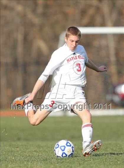Thumbnail 1 in Port Jefferson vs. Maple Hill (NYSPHSAA Class C Final) photogallery.