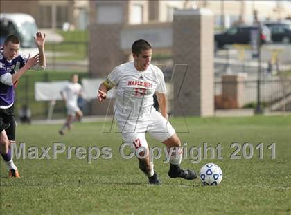 Thumbnail 1 in Port Jefferson vs. Maple Hill (NYSPHSAA Class C Final) photogallery.