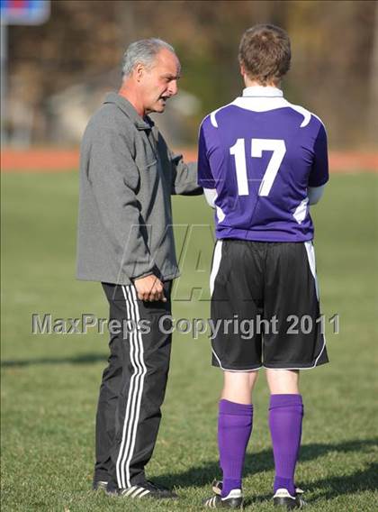 Thumbnail 2 in Port Jefferson vs. Maple Hill (NYSPHSAA Class C Final) photogallery.