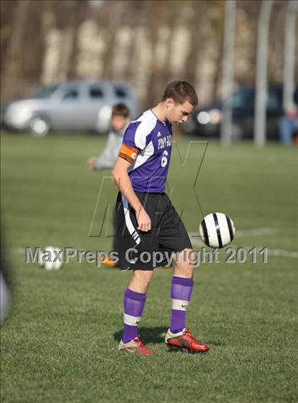 Thumbnail 2 in Port Jefferson vs. Maple Hill (NYSPHSAA Class C Final) photogallery.