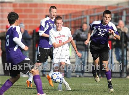Thumbnail 2 in Port Jefferson vs. Maple Hill (NYSPHSAA Class C Final) photogallery.