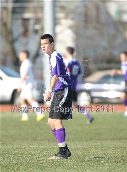 Thumbnail 2 in Port Jefferson vs. Maple Hill (NYSPHSAA Class C Final) photogallery.