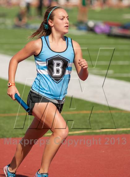 Thumbnail 1 in Ventura County Track and Field Championships photogallery.