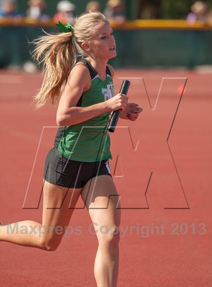Thumbnail 3 in Ventura County Track and Field Championships photogallery.