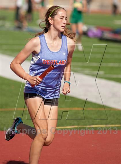 Thumbnail 2 in Ventura County Track and Field Championships photogallery.