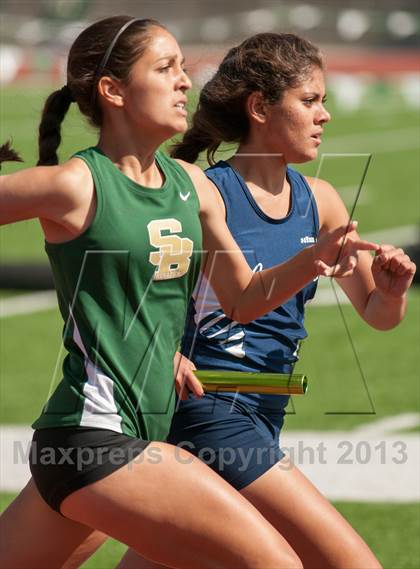 Thumbnail 3 in Ventura County Track and Field Championships photogallery.