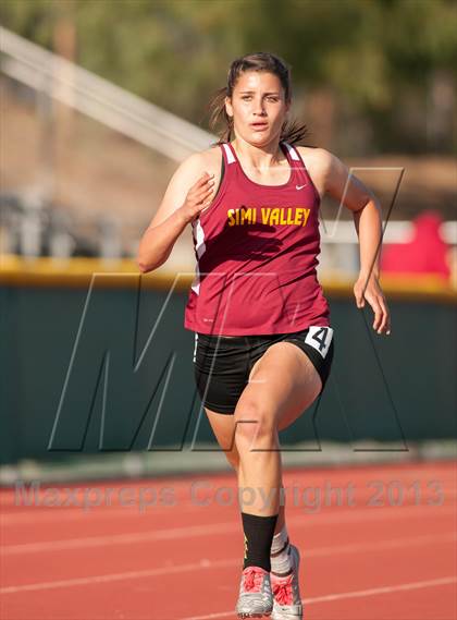 Thumbnail 1 in Ventura County Track and Field Championships photogallery.