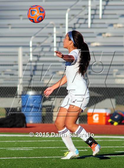 Thumbnail 2 in Desert Vista vs. Chandler (AIA D1 Playoff) photogallery.