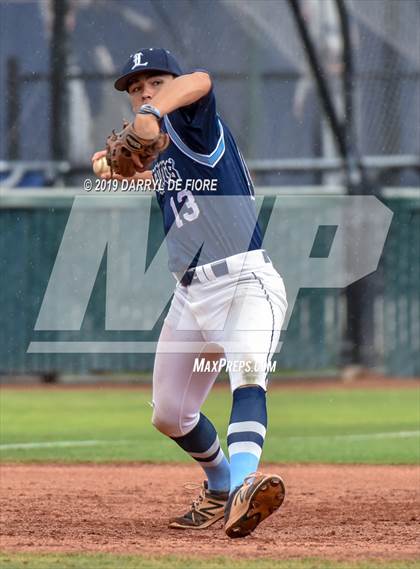 Thumbnail 3 in Carlmont vs. Leland (CIF CCS D1 Quarterfinal) photogallery.