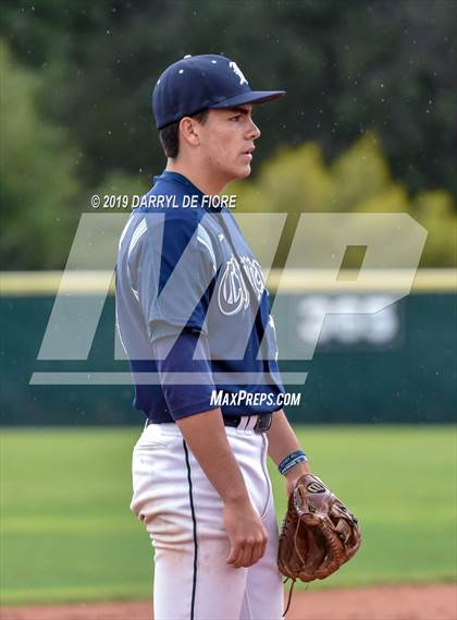 Thumbnail 3 in Carlmont vs. Leland (CIF CCS D1 Quarterfinal) photogallery.