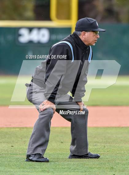 Thumbnail 3 in Carlmont vs. Leland (CIF CCS D1 Quarterfinal) photogallery.