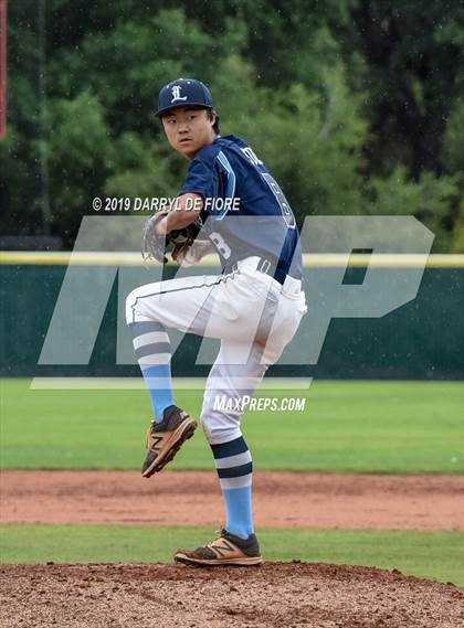 Thumbnail 3 in Carlmont vs. Leland (CIF CCS D1 Quarterfinal) photogallery.