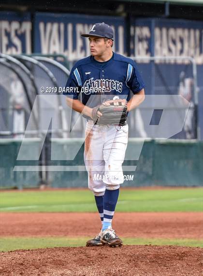 Thumbnail 1 in Carlmont vs. Leland (CIF CCS D1 Quarterfinal) photogallery.