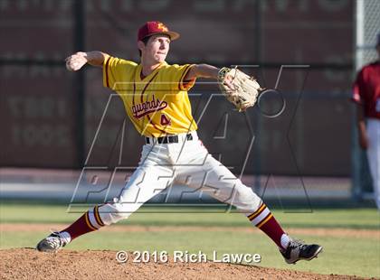 Thumbnail 2 in El Modena @ Esperanza photogallery.