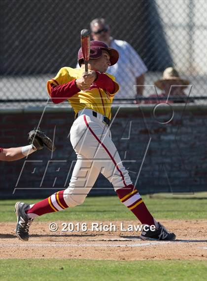 Thumbnail 2 in El Modena @ Esperanza photogallery.