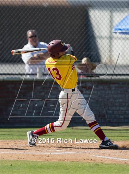 Thumbnail 2 in El Modena @ Esperanza photogallery.