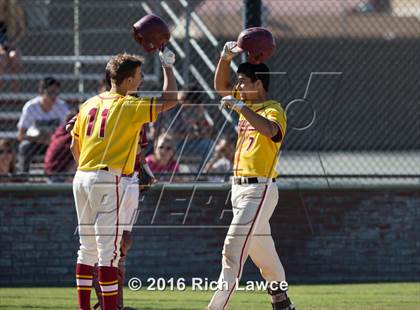 Thumbnail 3 in El Modena @ Esperanza photogallery.
