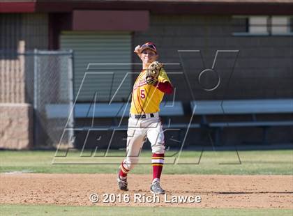 Thumbnail 2 in El Modena @ Esperanza photogallery.