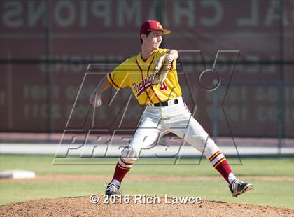 Thumbnail 3 in El Modena @ Esperanza photogallery.