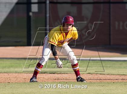 Thumbnail 2 in El Modena @ Esperanza photogallery.