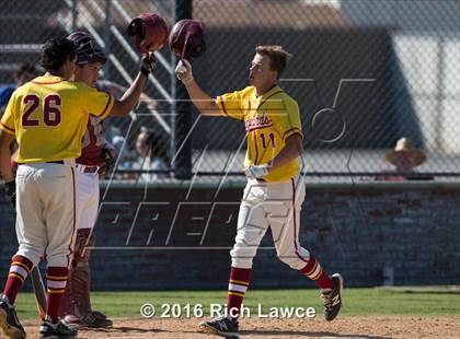 Thumbnail 1 in El Modena @ Esperanza photogallery.