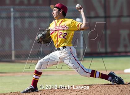 Thumbnail 2 in El Modena @ Esperanza photogallery.