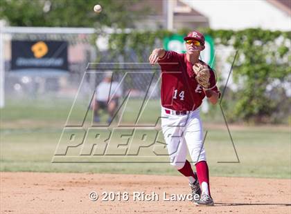 Thumbnail 1 in El Modena @ Esperanza photogallery.