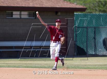 Thumbnail 2 in El Modena @ Esperanza photogallery.