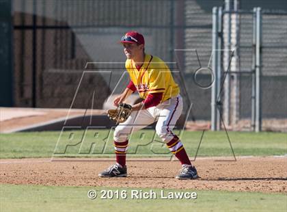 Thumbnail 1 in El Modena @ Esperanza photogallery.