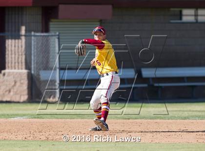Thumbnail 3 in El Modena @ Esperanza photogallery.