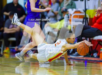 Thumbnail 3 in Incarnate Word Academy @ Burroughs photogallery.
