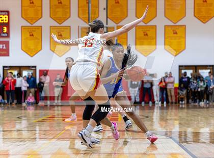 Thumbnail 3 in Incarnate Word Academy @ Burroughs photogallery.