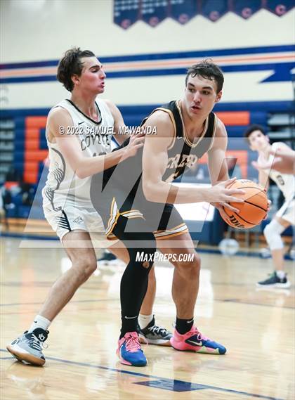 Thumbnail 3 in Crespi vs  Calabasas (7th Annual West Valley Tip-off Classic) photogallery.