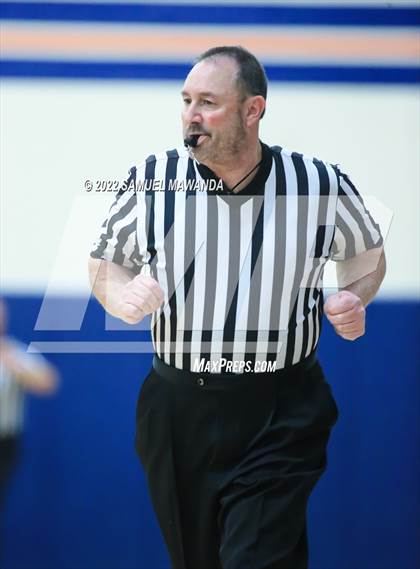 Thumbnail 1 in Crespi vs  Calabasas (7th Annual West Valley Tip-off Classic) photogallery.