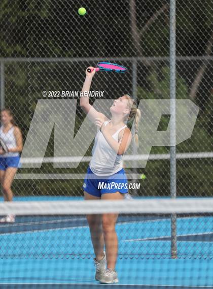 Thumbnail 1 in Maiden @ Foard photogallery.