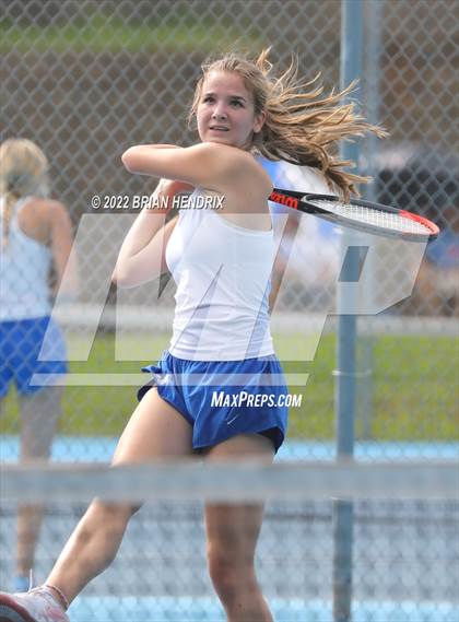 Thumbnail 2 in Maiden @ Foard photogallery.
